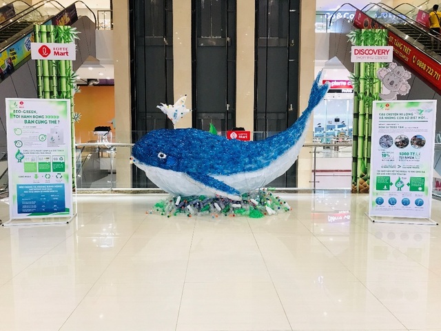 Triển lãm độc đáo về tái sử dụng rác thải nhựa - 1 Triển lãm độc đáo về tái sử dụng rác thải nhựa - 1