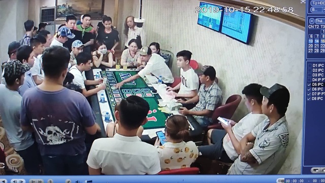 Vụ đánh bạc quy mô lớn trong khách sạn: Tạm giữ hình sự 7 đối tượng - 1 Vụ đánh bạc quy mô lớn trong khách sạn: Tạm giữ hình sự 7 đối tượng - 1