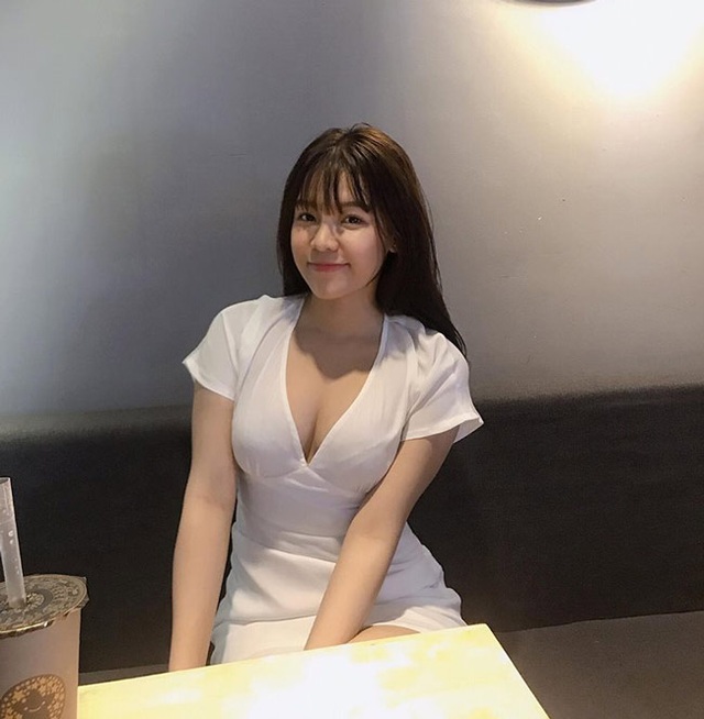 Bạn gái Lâm Tây chính là cô gái nóng bỏng nhất làng Wags Việt - 2 Bạn gái Lâm Tây chính là cô gái nóng bỏng nhất làng Wags Việt - 2