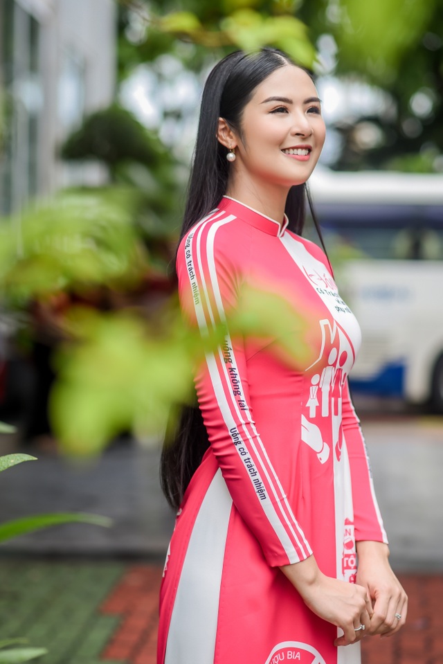 Hoa hậu Ngọc Hân tiết lộ mỹ nhân một thời của VTV chuẩn bị kết hôn - 10 Hoa hậu Ngọc Hân tiết lộ mỹ nhân một thời của VTV chuẩn bị kết hôn - 10