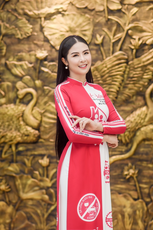 Hoa hậu Ngọc Hân tiết lộ mỹ nhân một thời của VTV chuẩn bị kết hôn - 8 Hoa hậu Ngọc Hân tiết lộ mỹ nhân một thời của VTV chuẩn bị kết hôn - 8