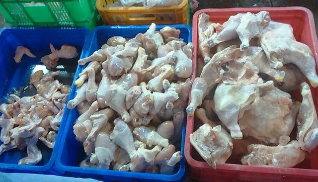 Gà Mỹ, gà Hàn Quốc siêu rẻ dồn dập đổ về Việt Nam - 1 Gà Mỹ, gà Hàn Quốc siêu rẻ dồn dập đổ về Việt Nam - 1