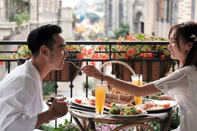 Đắm chìm trong không gian lãng mạn của “Khách sạn sang trọng hàng đầu châu Á cho kỳ nghỉ trăng mật” - 8 Đắm chìm trong không gian lãng mạn của “Khách sạn sang trọng hàng đầu châu Á cho kỳ nghỉ trăng mật” - 8