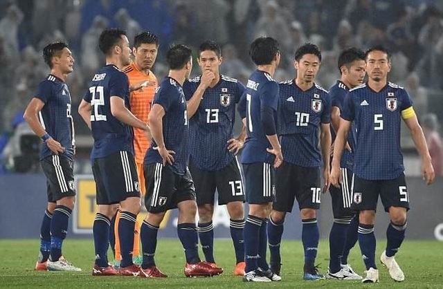 Chỉ trích Bùi Tiến Dũng, đội bóng của HLV Akira Nishino từng chơi không đẹp ở World Cup - 2 Chỉ trích Bùi Tiến Dũng, đội bóng của HLV Akira Nishino từng chơi không đẹp ở World Cup - 2