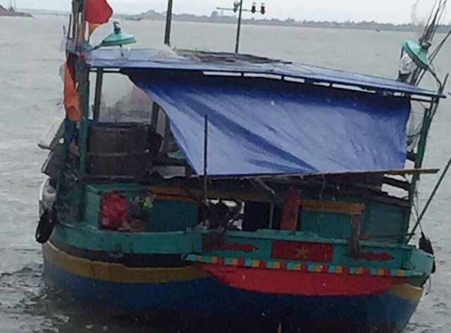 Tìm thấy thi thể ngư dân or nhiều ngày mất tích trên biển - 1 Tìm thấy thi thể ngư dân or nhiều ngày mất tích trên biển - 1