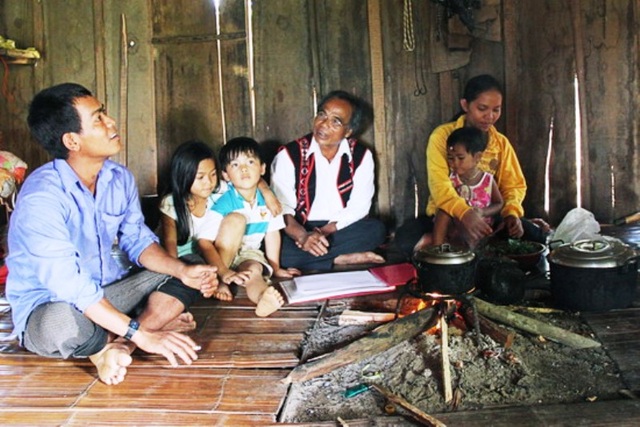 Già làng Đinh Chương: Báu vật sống của người Bana Kriêm! - 3 Già làng Đinh Chương: Báu vật sống của người Bana Kriêm! - 3