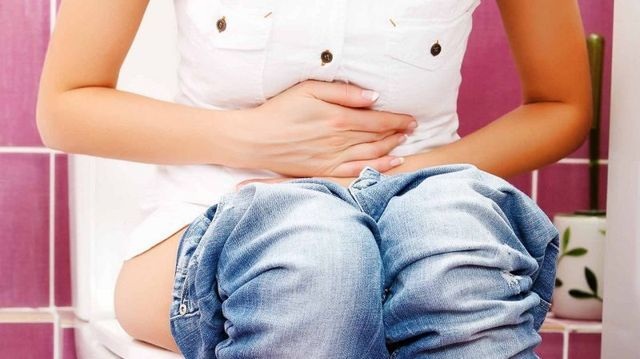 Chủ quan khi tiêu chảy, cô gái trẻ bị ung thư ruột khi mới 29 tuổi - 1 Chủ quan khi tiêu chảy, cô gái trẻ bị ung thư ruột khi mới 29 tuổi - 1