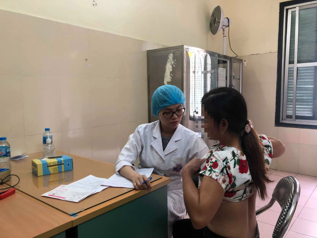 Giám đốc bệnh viện K kêu gọi chị em tầm soát ung thư vú, phát hiện sớm khối u - 3 Giám đốc bệnh viện K kêu gọi chị em tầm soát ung thư vú, phát hiện sớm khối u - 3
