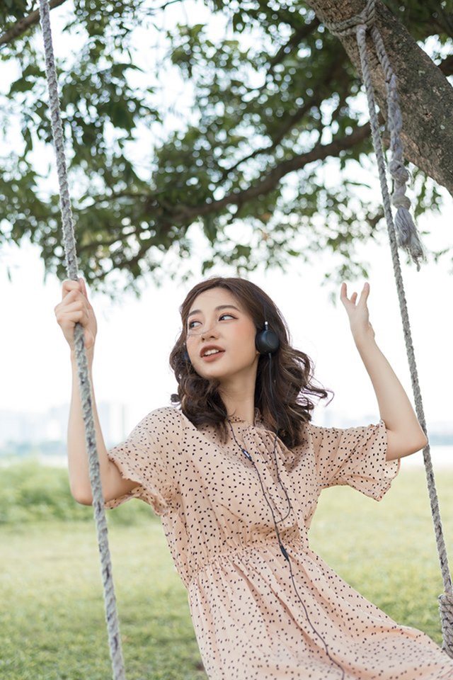 Vẻ đẹp dễ thương của nàng thơ phố núi - 3 Vẻ đẹp dễ thương của nàng thơ phố núi - 3