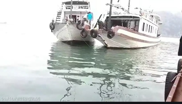 Va chạm với tàu chở đá, một tàu du lịch chìm trên vịnh Hạ Long - 3 Va chạm với tàu chở đá, một tàu du lịch chìm trên vịnh Hạ Long - 3