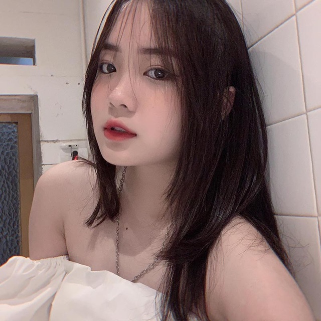 Nữ sinh Bắc Ninh mặc đồng phục hút ánh nhìn vì nhan sắc khả ái - 3 Nữ sinh Bắc Ninh mặc đồng phục hút ánh nhìn vì nhan sắc khả ái - 3