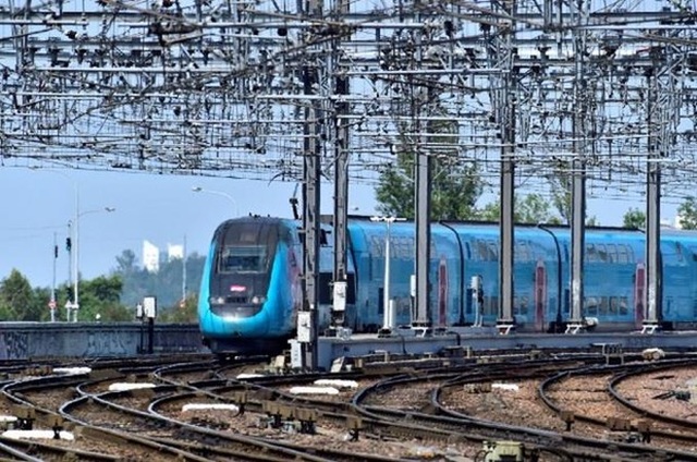 Pháp: Dịch vụ tàu hỏa tại nhiều vùng gián đoạn vì đình công - 1 Pháp: Dịch vụ tàu hỏa tại nhiều vùng gián đoạn vì đình công - 1