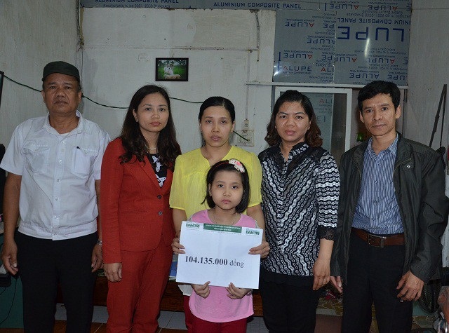 Vượt qua tử thần, cô bé cất bước tới trường - 3 Vượt qua tử thần, cô bé cất bước tới trường - 3