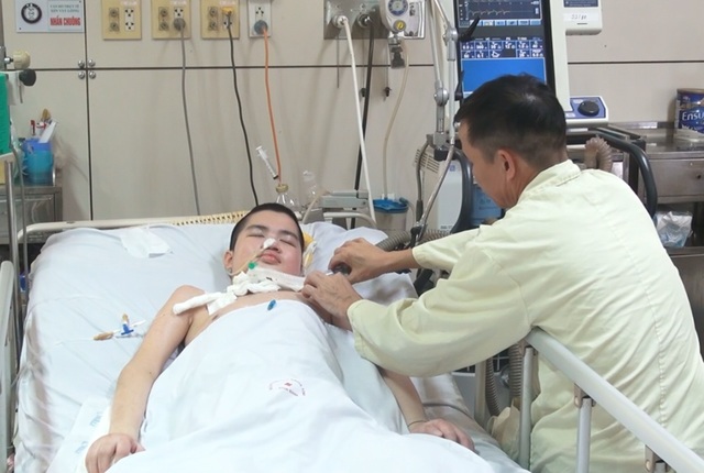 Bệnh nhi viêm não Nhật Bản bất ngờ tỉnh lại sau 2 năm “sống thực vật” - 1 Bệnh nhi viêm não Nhật Bản bất ngờ tỉnh lại sau 2 năm “sống thực vật” - 1
