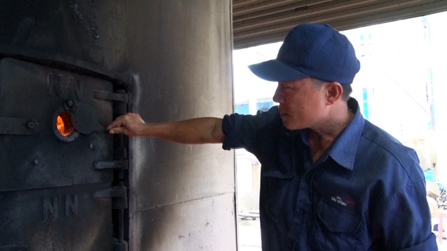 Dân ngán ngẩm vì khói bụi từ nhà máy bia Sài Gòn đóng tại Phú Yên - 3 Dân ngán ngẩm vì khói bụi từ nhà máy bia Sài Gòn đóng tại Phú Yên - 3