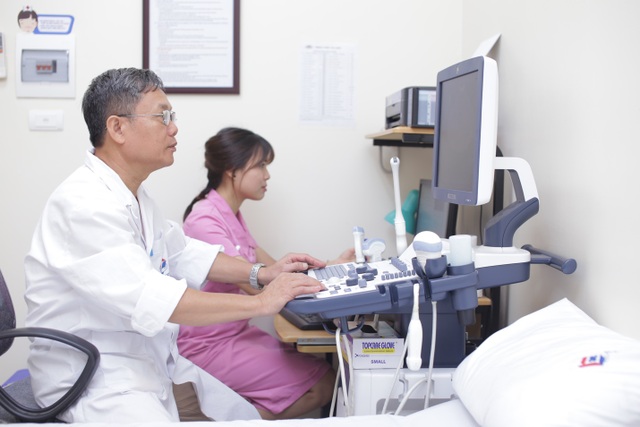 “Vừa nhanh vừa tốt” – Vũ khí của Bệnh viện tư - 2 “Vừa nhanh vừa tốt” – Vũ khí của Bệnh viện tư - 2