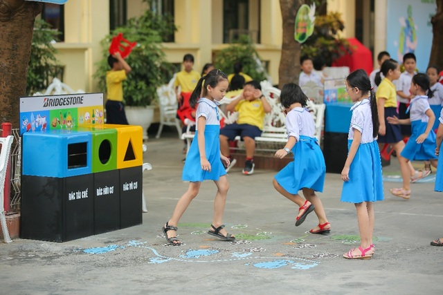 Giúp trẻ em tìm thấy niềm vui bảo vệ môi trường - 3 Giúp trẻ em tìm thấy niềm vui bảo vệ môi trường - 3