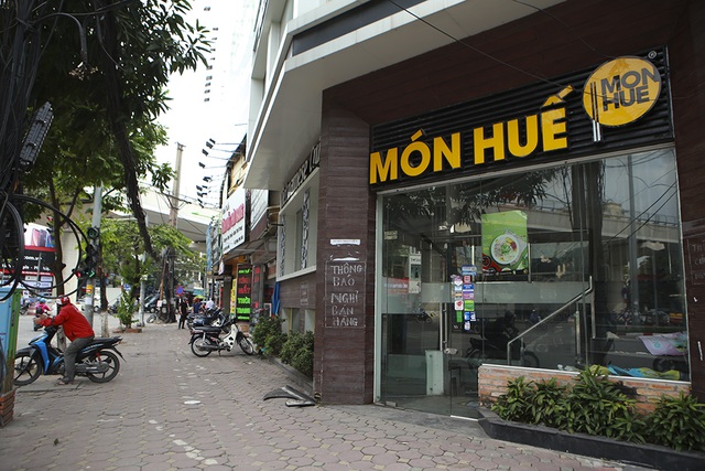 Hà Nội: Khung cảnh hoang tàn ở chuỗi cửa hàng Món Huế - 7 Hà Nội: Khung cảnh hoang tàn ở chuỗi cửa hàng Món Huế - 7