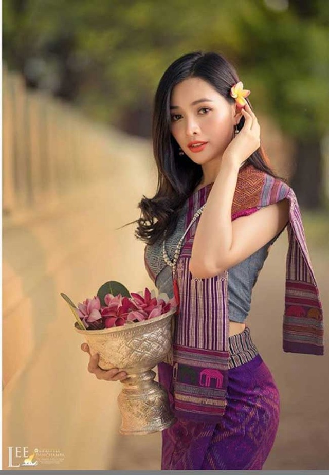 2 cô gái Lào đẹp tuyệt sắc giai nhân: Có người mang dòng máu Việt - 12 2 cô gái Lào đẹp tuyệt sắc giai nhân: Có người mang dòng máu Việt - 12