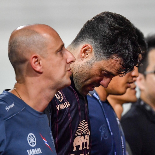 Supachai, Supachok bật khóc sau khi Buriram mất chức vô địch Thai League - 6 Supachai, Supachok bật khóc sau khi Buriram mất chức vô địch Thai League - 6