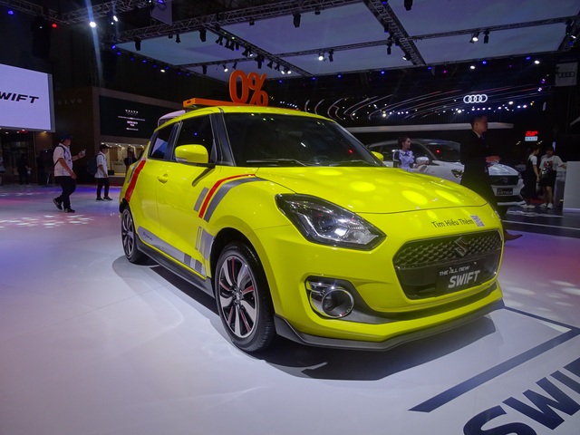 Chiêm ngưỡng vẻ thể thao của Suzuki Swift tại Triển lãm ô tô Việt Nam 2019 - 4