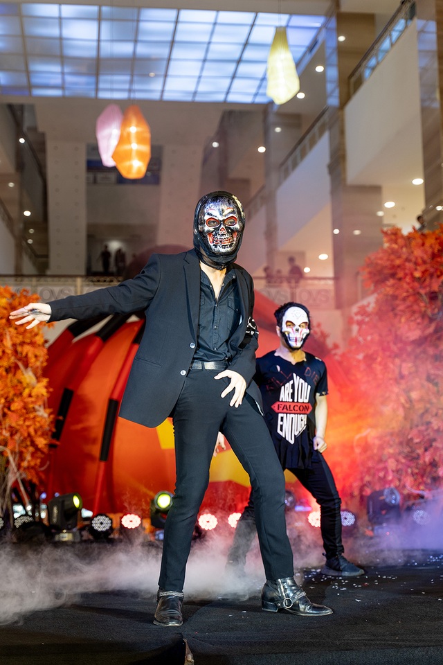 Giới cosplay Hà thành hội tụ mùa Halloween - 12 Giới cosplay Hà thành hội tụ mùa Halloween - 12