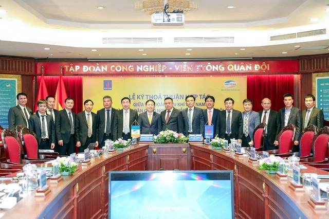 Nâng cao hiệu quả ứng dụng CNTT trong ngành công nghiệp Dầu khí - 2 Nâng cao hiệu quả ứng dụng CNTT trong ngành công nghiệp Dầu khí - 2