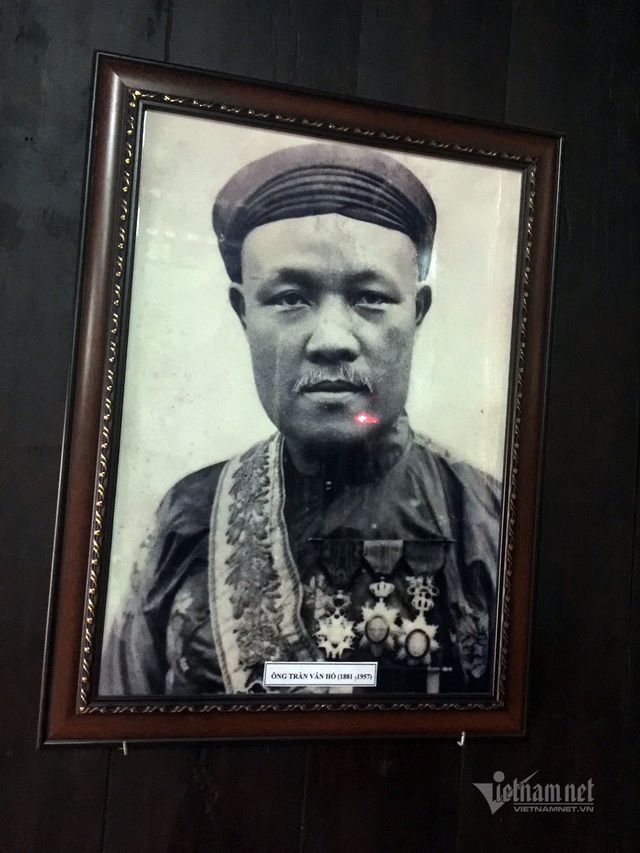 Ngôi nhà toàn gỗ quý của ông chủ giàu có ở Bình Dương - 2 Ngôi nhà toàn gỗ quý của ông chủ giàu có ở Bình Dương - 2
