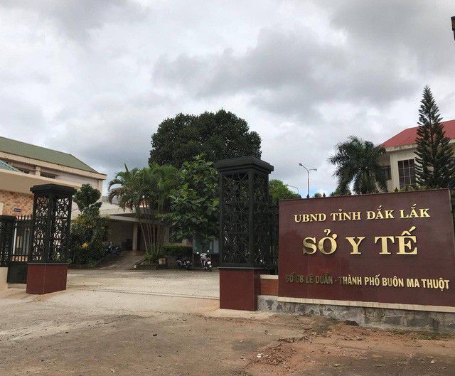 Buộc thôi việc 6 nhân viên Sở Y tế sử dụng bằng giả - 1 Buộc thôi việc 6 nhân viên Sở Y tế sử dụng bằng giả - 1