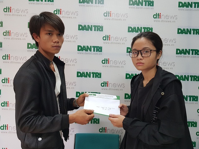 Hài nhi mất mẹ được bạn đọc giúp đỡ, người cha trích 80 triệu đồng chia sẻ nỗi đau - 4 Hài nhi mất mẹ được bạn đọc giúp đỡ, người cha trích 80 triệu đồng chia sẻ nỗi đau - 4