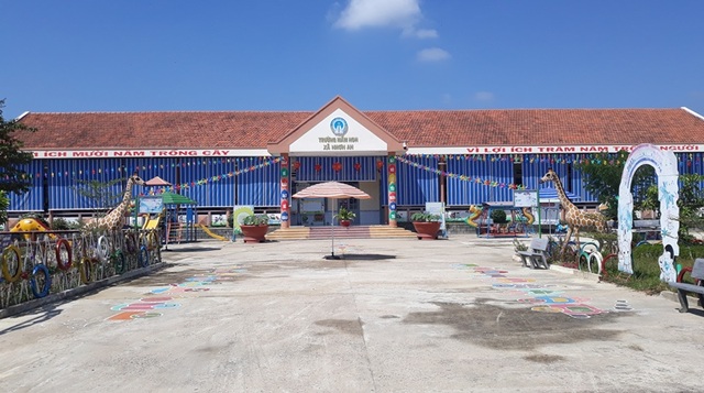 Trường mầm non tiền tỷ xây “thần tốc”, xuống cấp nhanh - 1 Trường mầm non tiền tỷ xây “thần tốc”, xuống cấp nhanh - 1