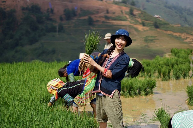 Cận cảnh cuộc sống đẹp như mơ của cô gái được ví là “tiên nữ đồng quê” của Việt Nam - 13