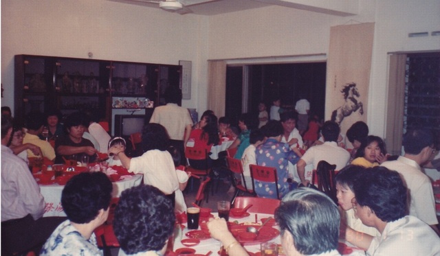 Nhiều người già ở Singapore trở thành triệu phú chỉ sau 1 đêm - 3 Nhiều người già ở Singapore trở thành triệu phú chỉ sau 1 đêm - 3