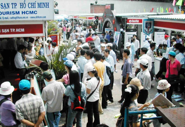 Hơn 42 % công việc có lương tháng từ 5-8 triệu đồng - 1 Hơn 42 % công việc có lương tháng từ 5-8 triệu đồng - 1