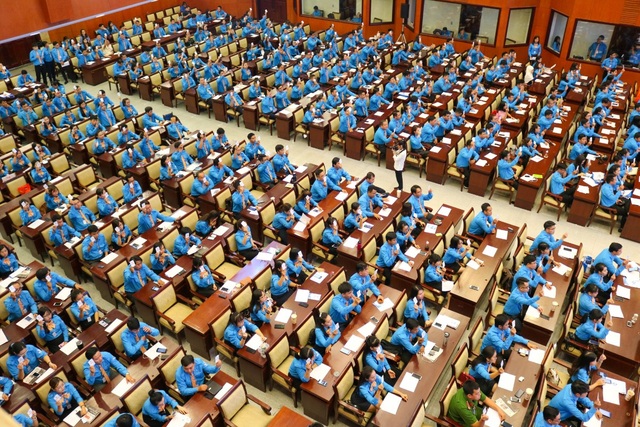 Tiến sĩ Quả cầu vàng làm Phó chủ tịch Hội Liên hiệp Thanh niên TPHCM - 1 Tiến sĩ Quả cầu vàng làm Phó chủ tịch Hội Liên hiệp Thanh niên TPHCM - 1