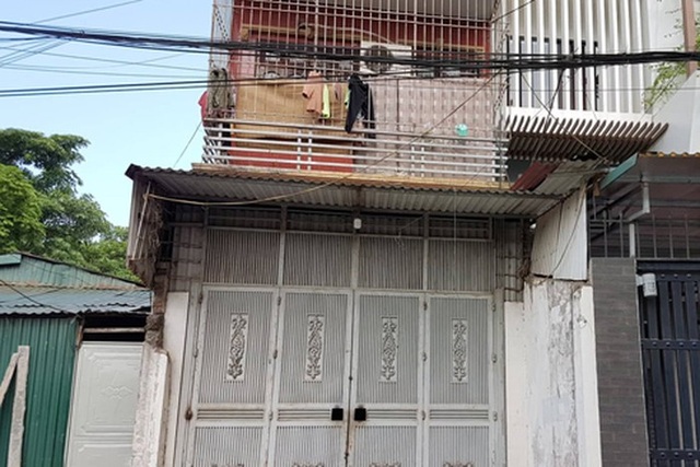 Gã lưu manh đuổi người thân ra khỏi nhà lập lô cốt có camera, ống nhòm hồng ngoại - 5 Gã lưu manh đuổi người thân ra khỏi nhà lập lô cốt có camera, ống nhòm hồng ngoại - 5