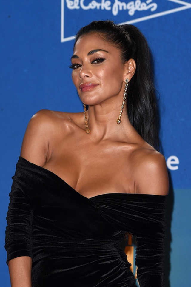 Ca sĩ Nicole Scherzinger đẹp bốc lửa ở tuổi 41 - 5 Ca sĩ Nicole Scherzinger đẹp bốc lửa ở tuổi 41 - 5