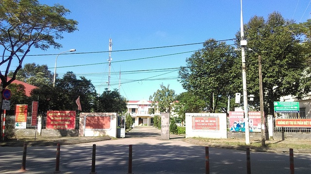 Dân đi 5 lần 7 lượt và phải chi tiền mới làm được... giấy khai sinh! - 2 Dân đi 5 lần 7 lượt và phải chi tiền mới làm được... giấy khai sinh! - 2