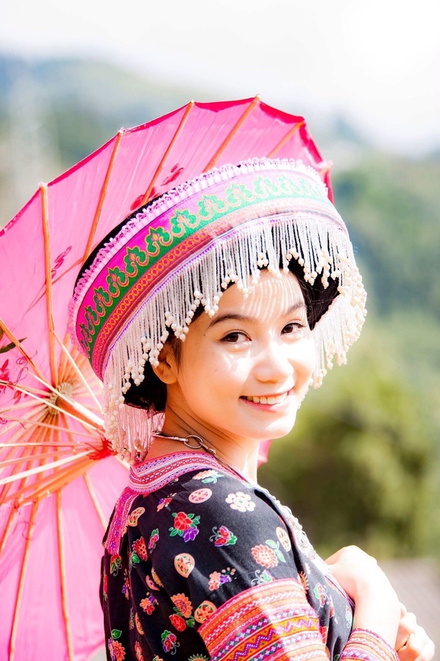 Lương Giang “Hoa hồng trên ngực trái”: “Tôi không bao giờ yêu trơ trẽn như Ngân” - 4 Lương Giang “Hoa hồng trên ngực trái”: “Tôi không bao giờ yêu trơ trẽn như Ngân” - 4