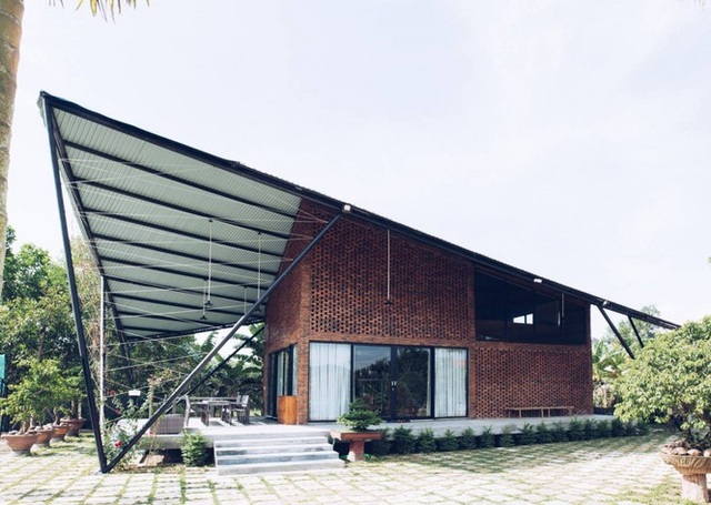 Ngôi nhà hình cánh diều đậm chất làng quê cuốn hút trên báo Tây - 1 Ngôi nhà hình cánh diều đậm chất làng quê cuốn hút trên báo Tây - 1