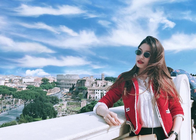 Hội bạn gái của dàn cầu thủ Việt Nam vừa đẹp vừa giỏi kiếm tiền - 7 Hội bạn gái của dàn cầu thủ Việt Nam vừa đẹp vừa giỏi kiếm tiền - 7