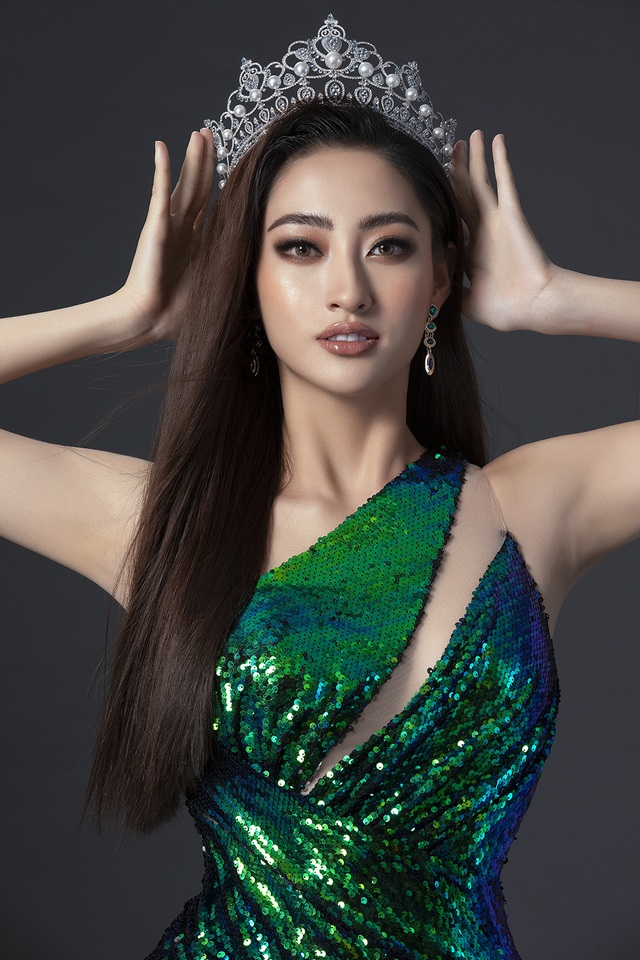 Lương Thùy Linh rạng rỡ chuẩn bị đi thi hoa hậu thế giới - 9 Lương Thùy Linh rạng rỡ chuẩn bị đi thi hoa hậu thế giới - 9