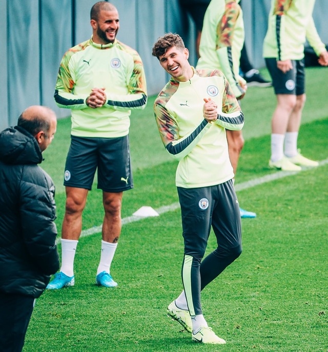 Man City tự tin lấy tấm vé sớm vượt qua vòng bảng Champions League - 3 Man City tự tin lấy tấm vé sớm vượt qua vòng bảng Champions League - 3