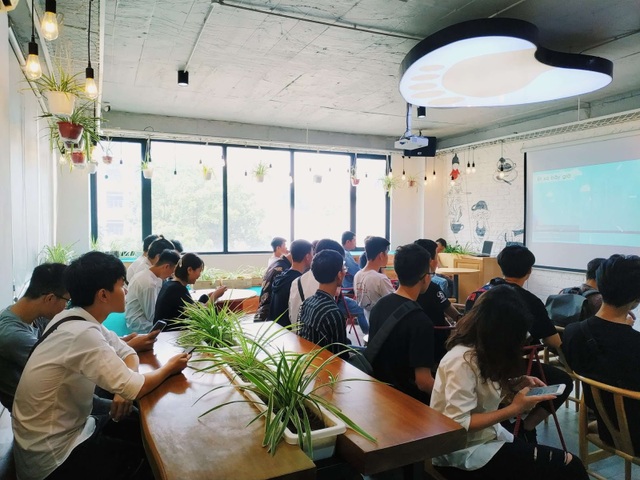 “Hành trình IT Bus” trao cơ hội, khơi đam mê cho sinh viên CNTT - 3 “Hành trình IT Bus” trao cơ hội, khơi đam mê cho sinh viên CNTT - 3