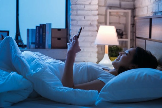 Làm thế nào để giải quyết stress do dùng điện thoại thông minh? - 2 Làm thế nào để giải quyết stress do dùng điện thoại thông minh? - 2