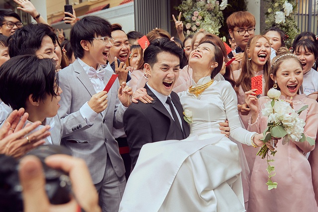 Khoảnh khắc đáng nhớ trong lễ vu quy của Đông Nhi - Ông Cao Thắng - 18 Khoảnh khắc đáng nhớ trong lễ vu quy của Đông Nhi - Ông Cao Thắng - 18