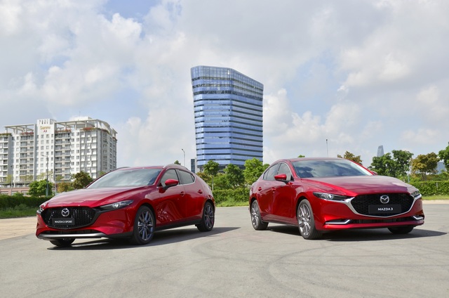 Bộ đôi hoàn toàn mới Mazda3 và Mazda3 Sport: Cạnh tranh không nằm ở giá - 1