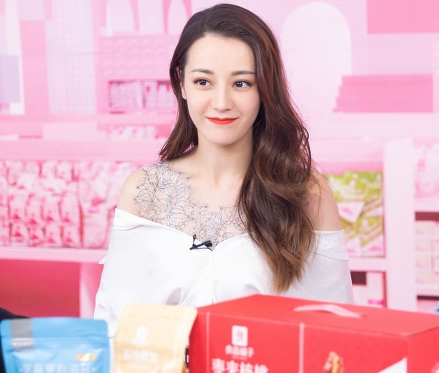 Nhan sắc vạn người mê của mỹ nhân 9x - Địch Lệ Nhiệt Ba - 5 Nhan sắc vạn người mê của mỹ nhân 9x - Địch Lệ Nhiệt Ba - 5