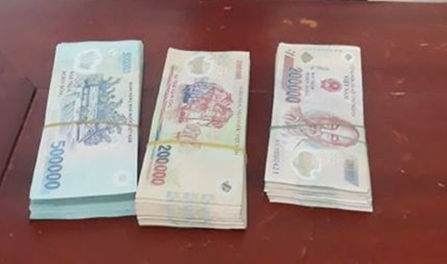 Thiếu tiền chữa bệnh cho vợ, cướp 100 triệu đồng của người phụ nữ - 1 Thiếu tiền chữa bệnh cho vợ, cướp 100 triệu đồng của người phụ nữ - 1