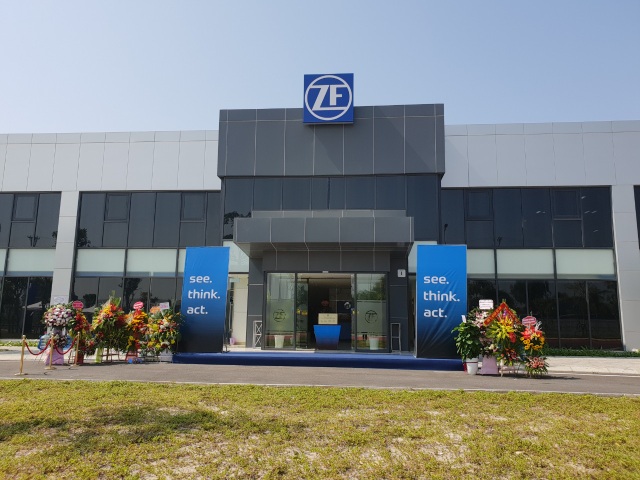 Khánh thành nhà máy ZF của Đức tại Hải Phòng - Sản xuất bộ trục xe cho VinFast | Báo Dân trí